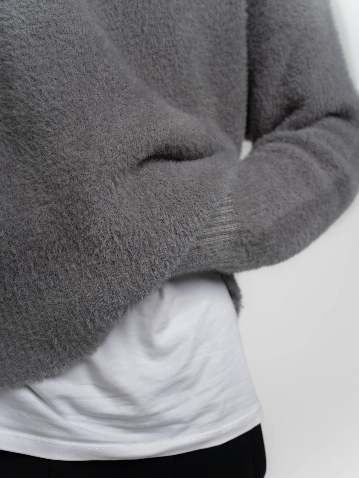 MOHAIR KNIT - GREY