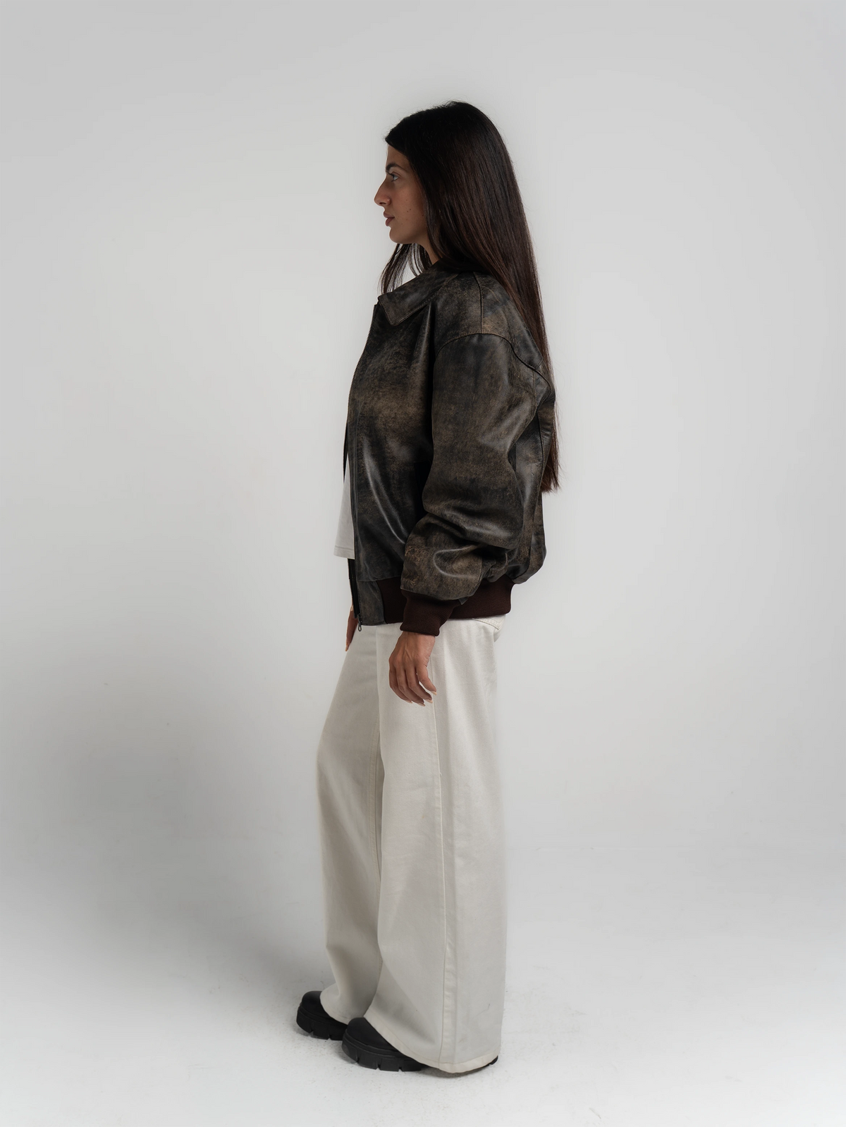 DISTRESSED LEATHER JACKET - AGED BROWN