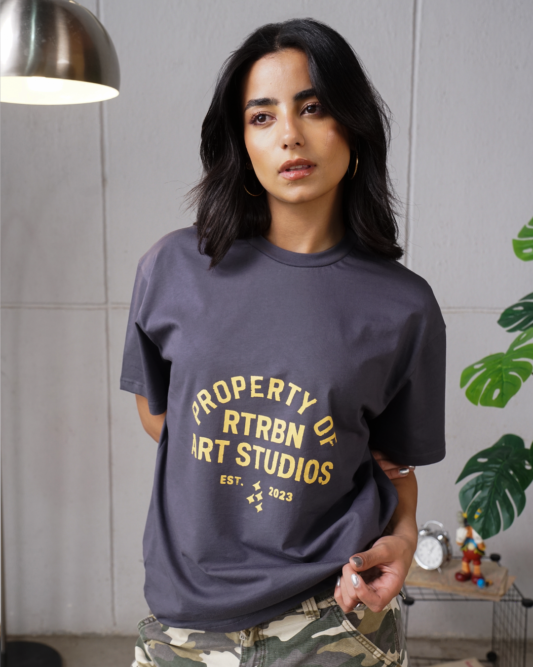 PROPERTY T-SHIRT - GREY